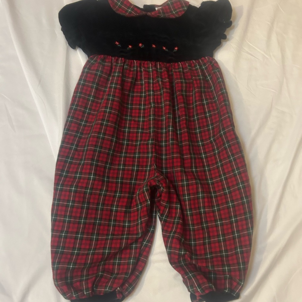 Carter’s Baby Girl 12 Months Velvet Tartan Plaid Jumper Romper Christmas - Picture 4 of 7